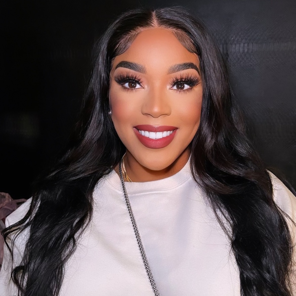 Meet your Posher, Alexandria